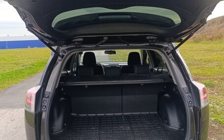 Toyota RAV4, 2015 год, 2 250 000 рублей, 13 фотография