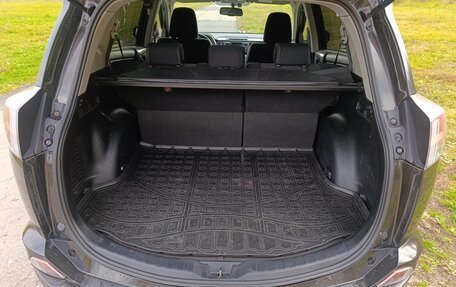 Toyota RAV4, 2015 год, 2 250 000 рублей, 14 фотография