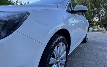 Opel Astra J, 2013 год, 930 000 рублей, 6 фотография