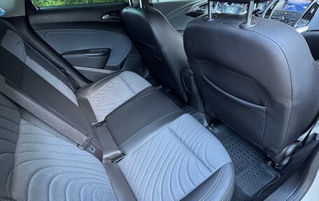 Opel Astra J, 2013 год, 930 000 рублей, 12 фотография