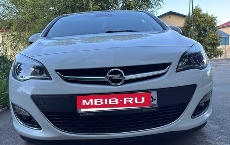 Opel Astra J, 2013 год, 930 000 рублей, 4 фотография