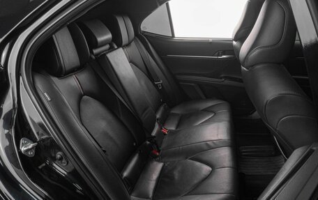 Toyota Camry, 2019 год, 2 799 000 рублей, 10 фотография