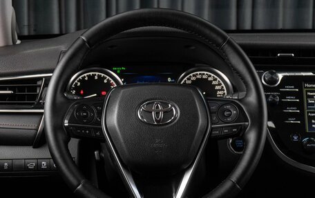 Toyota Camry, 2019 год, 2 799 000 рублей, 22 фотография
