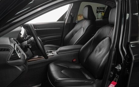Toyota Camry, 2019 год, 2 799 000 рублей, 13 фотография