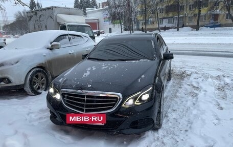 Mercedes-Benz E-Класс, 2014 год, 1 300 000 рублей, 2 фотография