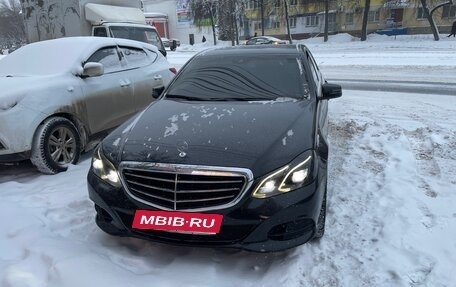 Mercedes-Benz E-Класс, 2014 год, 1 300 000 рублей, 3 фотография