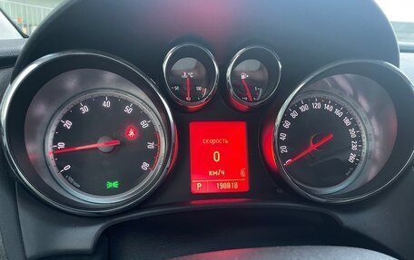 Opel Astra J, 2011 год, 620 000 рублей, 6 фотография