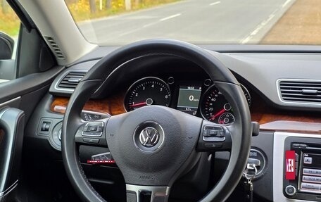 Volkswagen Passat B7, 2011 год, 1 900 000 рублей, 9 фотография