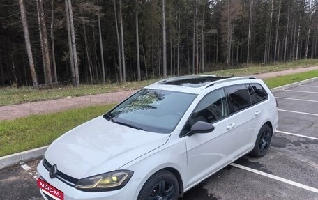 Volkswagen Golf VII рестайлинг, 2018 год, 2 150 000 рублей, 2 фотография
