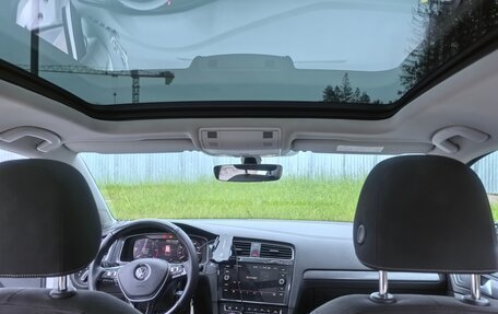 Volkswagen Golf VII рестайлинг, 2018 год, 2 150 000 рублей, 14 фотография