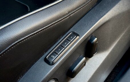Volkswagen Tiguan II, 2018 год, 3 200 000 рублей, 4 фотография