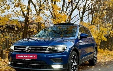 Volkswagen Tiguan II, 2018 год, 3 200 000 рублей, 2 фотография