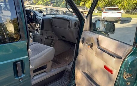 GMC Safari II, 1997 год, 950 000 рублей, 17 фотография