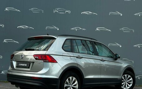 Volkswagen Tiguan II, 2017 год, 1 597 300 рублей, 2 фотография