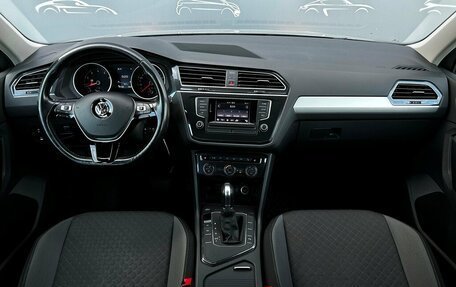 Volkswagen Tiguan II, 2017 год, 1 597 300 рублей, 6 фотография