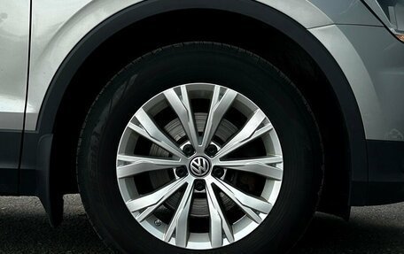 Volkswagen Tiguan II, 2017 год, 1 597 300 рублей, 21 фотография