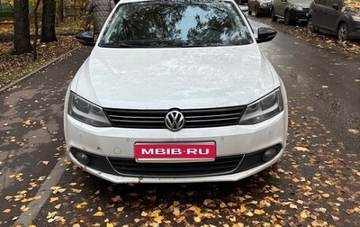 Volkswagen Jetta VII, 2013 год, 1 075 000 рублей, 1 фотография