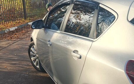 Opel Astra J, 2011 год, 570 000 рублей, 3 фотография