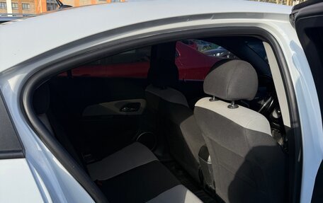 Chevrolet Cruze II, 2013 год, 750 000 рублей, 3 фотография
