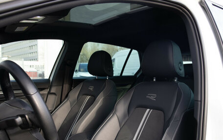 Volkswagen Golf VIII, 2020 год, 2 698 000 рублей, 12 фотография