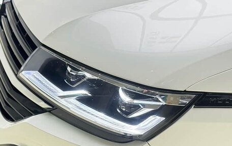Volkswagen Multivan T6 рестайлинг, 2018 год, 6 860 000 рублей, 3 фотография