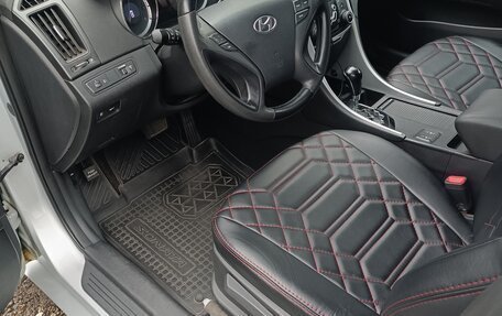 Hyundai Sonata VI, 2011 год, 1 000 000 рублей, 8 фотография