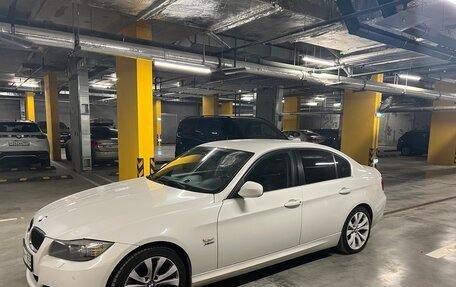 BMW 3 серия, 2011 год, 1 800 000 рублей, 2 фотография