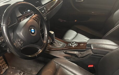BMW 3 серия, 2011 год, 1 800 000 рублей, 4 фотография