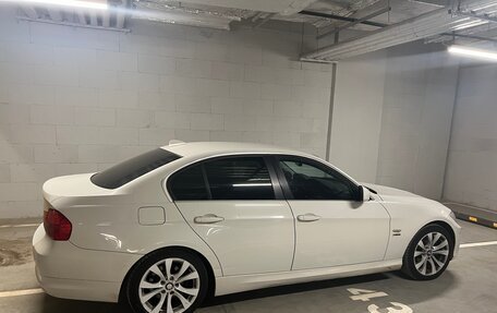 BMW 3 серия, 2011 год, 1 800 000 рублей, 13 фотография
