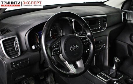 KIA Sportage IV рестайлинг, 2020 год, 2 097 000 рублей, 10 фотография