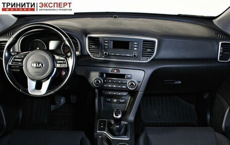 KIA Sportage IV рестайлинг, 2020 год, 2 097 000 рублей, 12 фотография