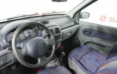 Renault Clio II, 2001 год, 178 000 рублей, 9 фотография