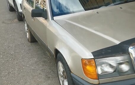 Mercedes-Benz W124, 1988 год, 110 000 рублей, 1 фотография