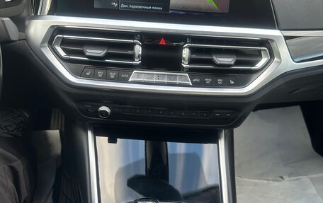 BMW 3 серия, 2019 год, 3 087 000 рублей, 10 фотография