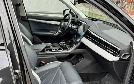 Geely Atlas, 2023 год, 2 525 000 рублей, 14 фотография