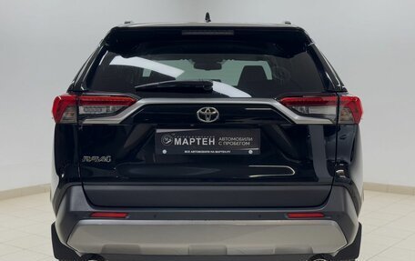 Toyota RAV4, 2021 год, 3 050 000 рублей, 5 фотография