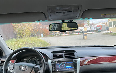 Toyota Camry, 2012 год, 1 650 000 рублей, 10 фотография