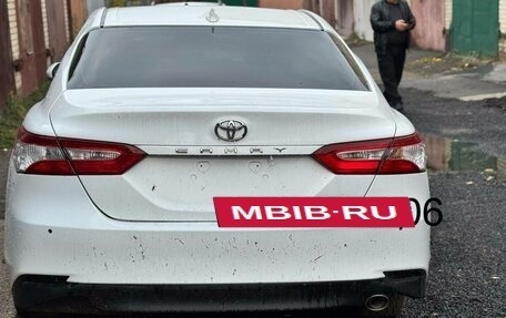 Toyota Camry, 2021 год, 1 565 000 рублей, 4 фотография