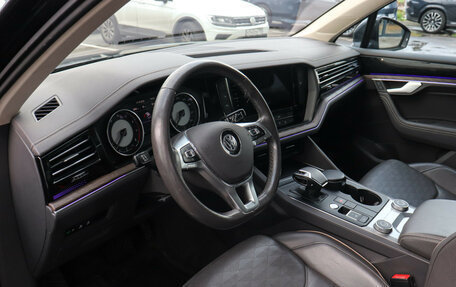 Volkswagen Touareg III, 2019 год, 3 497 000 рублей, 9 фотография