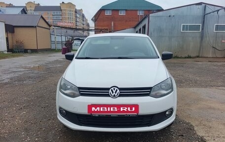 Volkswagen Polo VI (EU Market), 2014 год, 710 000 рублей, 3 фотография