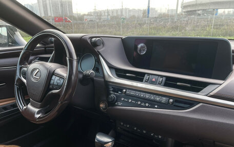 Lexus ES VII, 2019 год, 3 890 000 рублей, 9 фотография