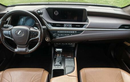 Lexus ES VII, 2019 год, 3 890 000 рублей, 12 фотография