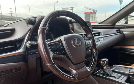 Lexus ES VII, 2019 год, 3 890 000 рублей, 13 фотография