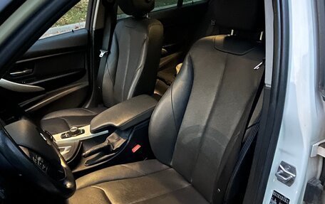 BMW 3 серия, 2015 год, 1 300 000 рублей, 9 фотография