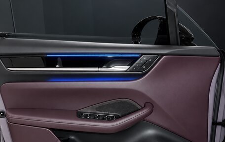 Porsche Macan, 2025 год, 15 000 000 рублей, 15 фотография