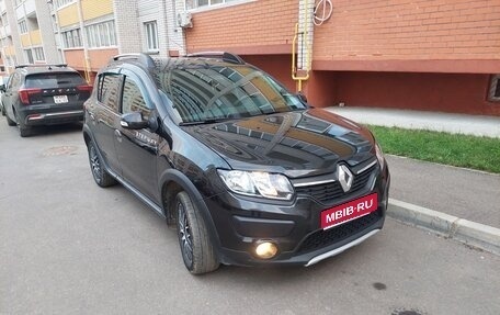 Renault Sandero II рестайлинг, 2015 год, 950 000 рублей, 1 фотография