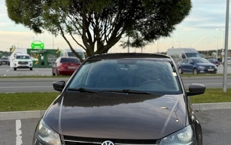 Volkswagen Polo VI (EU Market), 2015 год, 900 000 рублей, 2 фотография