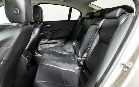 Jaguar XE I рестайлинг, 2015 год, 1 499 900 рублей, 10 фотография