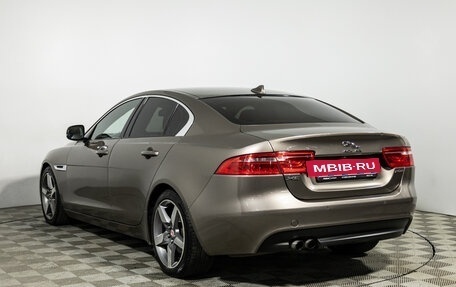 Jaguar XE I рестайлинг, 2015 год, 1 499 900 рублей, 7 фотография