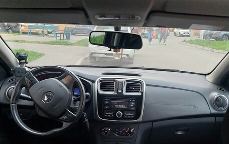 Renault Sandero II рестайлинг, 2015 год, 950 000 рублей, 14 фотография
